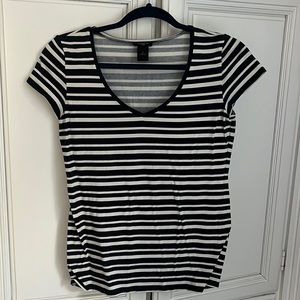 Ann Taylor tshirt